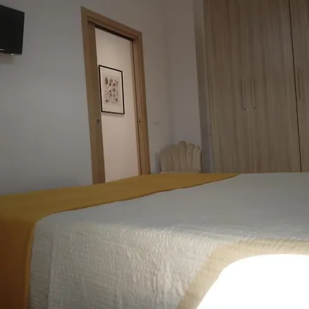 Dimora Mira Semesterbostad Adelfia